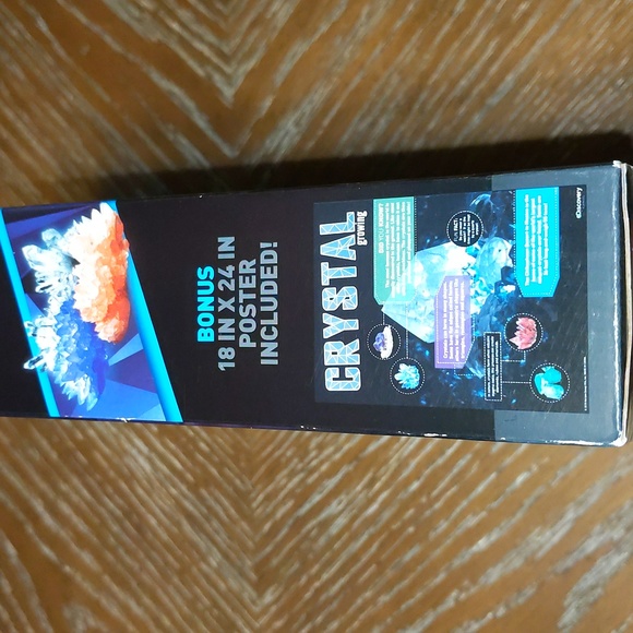 Kids Discovery Crystal Growing Kit with the STEM Seal of Authenticity - Picture 8 of 9